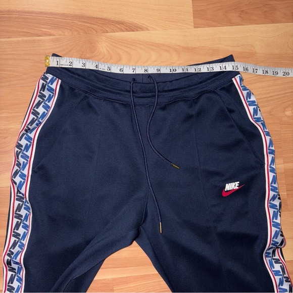 Nike Zeus Navy Joggers Track Pants W Taped Side Stripe Logo Medium Sports 90’s - Picture 6 of 16